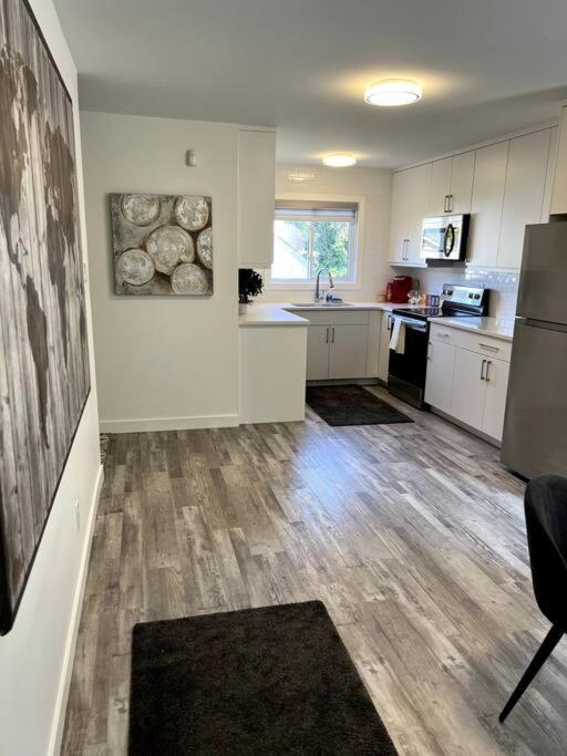 Walking Distance To St Boniface, Easy Parking Βίλα Γουίνιπεγκ Εξωτερικό φωτογραφία