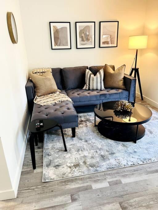 Walking Distance To St Boniface, Easy Parking Βίλα Γουίνιπεγκ Εξωτερικό φωτογραφία